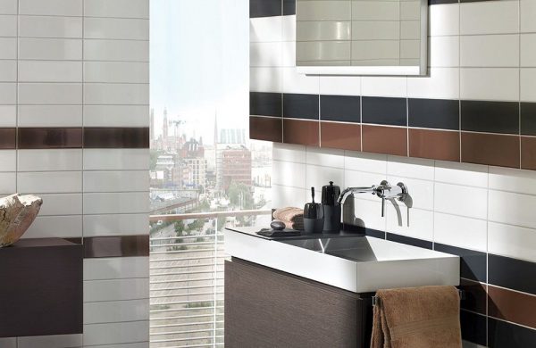 vannitoa sisustus, vannituba, plaadid