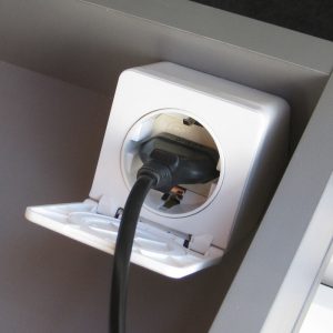 Pistikupesa sahtlisse Pistikupesa sahtlisse