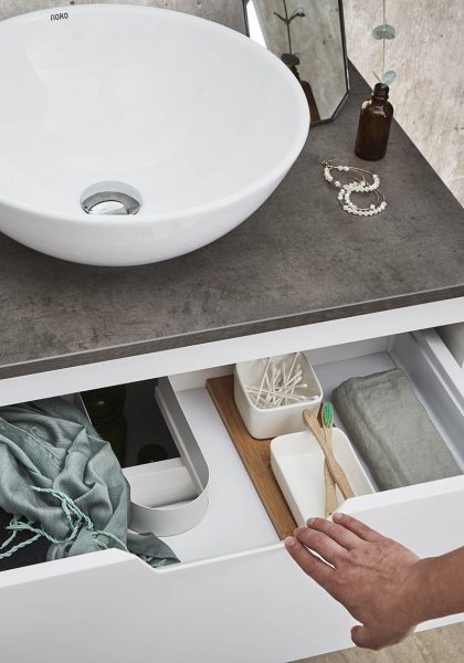 Valge valamukapp Studio, Cement tööpinnaga