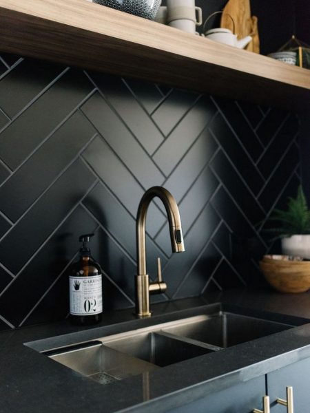 Metrooplaadid köögis