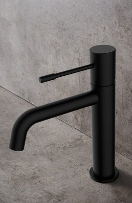 Segisti Fine Must Madal