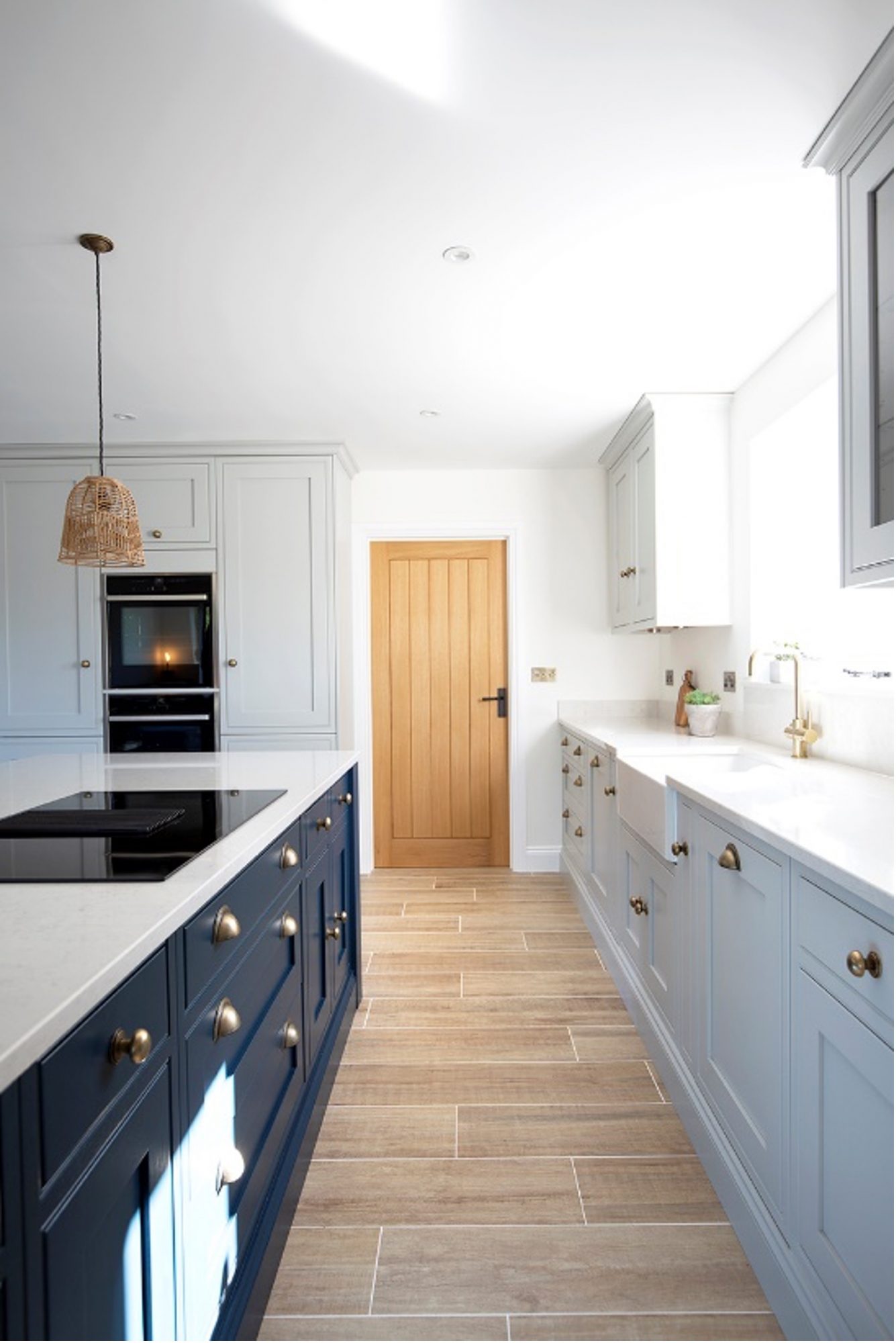 puidu efektiga keraamilised plaadid 2022 trend